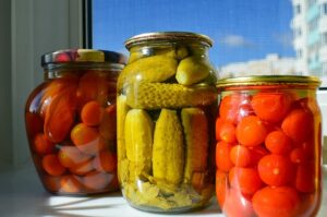 fermenting dill pickles